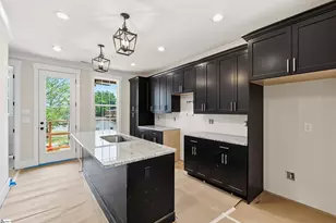 1311 Pendleton St, Greenville, SC 29611 - Photo 10