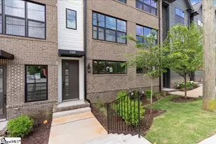 1311 Pendleton St, Greenville, SC 29611 - Photo 2