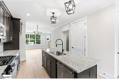 1311 Pendleton Street #Unit B, Greenville, SC 29611 - Photo 14
