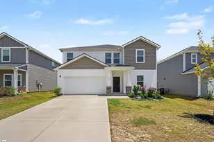 121 Layken Dr, Fountain Inn, SC 29644 - Photo 2