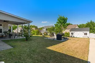 212 Gordanvale St, Simpsonville, SC 29681 - Photo 8