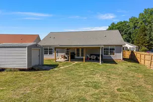 422 Lily Pond Ln, Taylors, SC 29687 - Photo 32