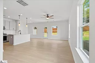 112 Brass Tack Dr, Powdersville, SC 29611 - Photo 8