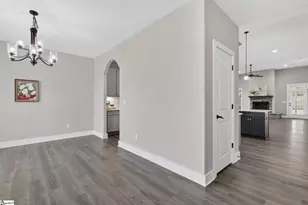 3 Clyburn Ln, Taylors, SC 29687 - Photo 4