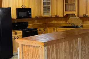411 Bradley Dill Rd, Campobello, SC 29322 - Photo 14