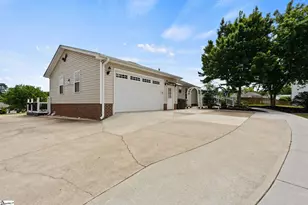 216 Cornelson Dr, Greer, SC 29651 - Photo 2