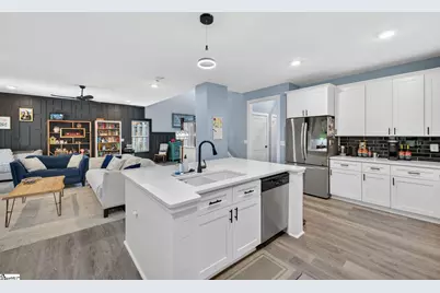107 N 3rd Street, Easley, SC 29640 - Photo 8