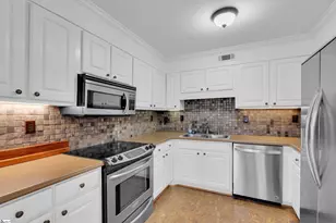 925 Cleveland St, Greenville, SC 29601 - Photo 6