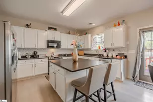 4 Ashwyn Ct, Simpsonville, SC 29680 - Photo 6
