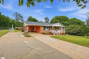 221 Bertha Dr, Anderson, SC 29625 - Photo 4