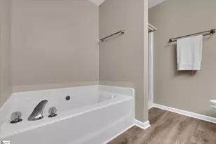 302 Foxfire Dr, Simpsonville, SC 29680 - Photo 16
