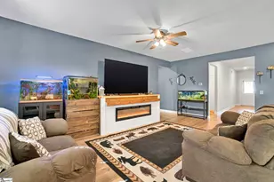 135 Mainsail Wy, Spartanburg, SC 29302 - Photo 2