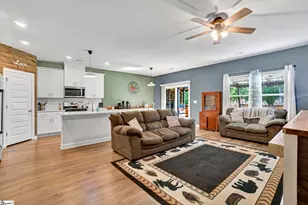 135 Mainsail Wy, Spartanburg, SC 29302 - Photo 8