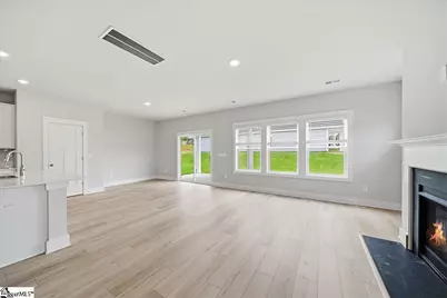 427 Ragland Avenue, Greer, SC 29651 - Photo 6