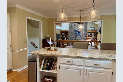 715 N Almond Drive, Simpsonville, SC 29681 - Photo 8