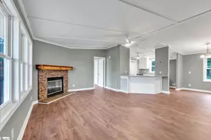 423 Valleybrook Ln, Greer, SC 29651 - Photo 8