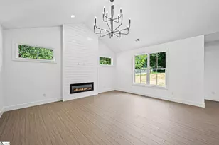 329 Wall St, Campobello, SC 29322 - Photo 6