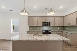7067 New Horizons Ln, Boiling Springs, SC 29316 - Photo 4