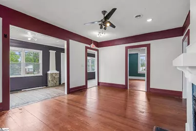 906 W Poinsett Street, Greer, SC 29650 - Photo 8