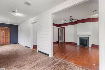 906 W Poinsett Street, Greer, SC 29650 - Photo 6