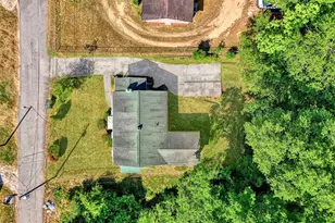 8 New St, Greenville, SC 29611 - Photo 10
