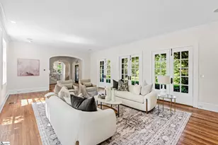 22 Bennett St, Greenville, SC 29601 - Photo 6