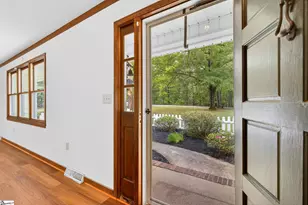 227 White Dr, Simpsonville, SC 29681 - Photo 8