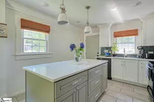 302 Hillcrest Dr, Greer, SC 29651 - Photo 6