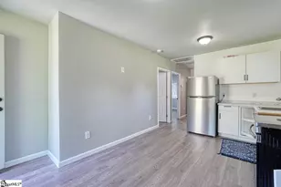 302 Hillcrest Dr, Greer, SC 29651 - Photo 14