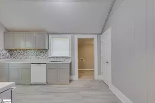 9 N Prince St, Anderson, SC 29624 - Photo 12