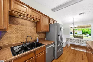 607 Sumter St, Greenville, SC 29617 - Photo 28