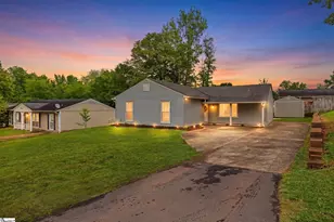 607 Sumter St, Greenville, SC 29617 - Photo 10