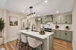 219 Beatrice St, Greenville, SC 29611 - Photo 8