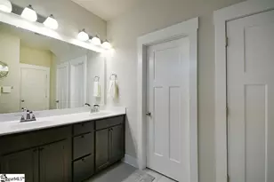105 Foxbank Cir, Greer, SC 29651 - Photo 10