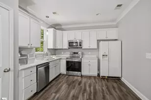 658 Duncan Station Dr, Duncan, SC 29334 - Photo 8