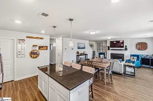 220 Whittier St, Greenville, SC 29605 - Photo 6