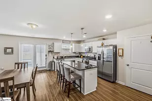 220 Whittier St, Greenville, SC 29605 - Photo 12