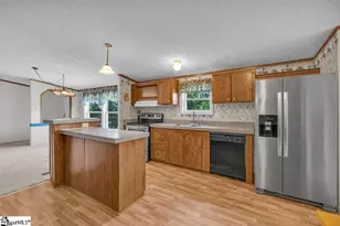 90 E Stagecoach Rd, Cross Hill, SC 29332 - Photo 16