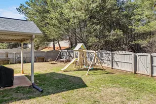 584 Cromwell Dr, Spartanburg, SC 29301 - Photo 32