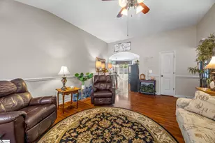 610 Chastine Dr, Spartanburg, SC 29301 - Photo 6