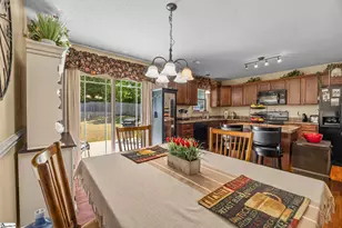 610 Chastine Dr, Spartanburg, SC 29301 - Photo 16