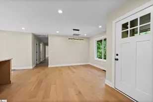 105 Canebreak Ln, Simpsonville, SC 29681 - Photo 6