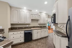 709 W Main St, Pickens, SC 29671 - Photo 14
