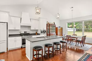 51 Wofford Rd, Taylors, SC 29687 - Photo 16