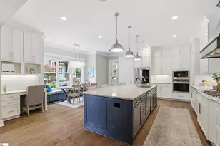 217 E Avondale Dr, Greenville, SC 29609 - Photo 12
