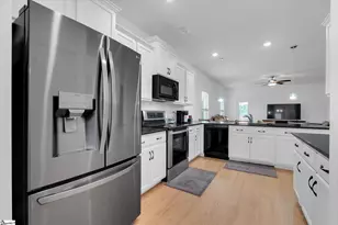 1037 Spruce Grove Rd, Duncan, SC 29334 - Photo 4