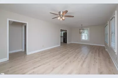 117 Taylors Road, Taylors, SC 29687 - Photo 4