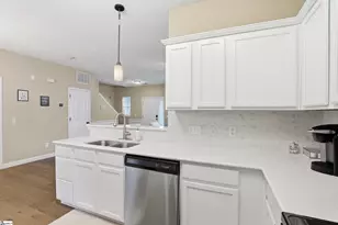 30 Joggins Dr, Simpsonville, SC 29681 - Photo 10