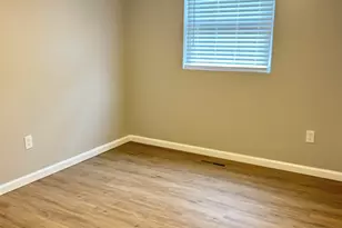 2530 E North St, Greenville, SC 29615 - Photo 12