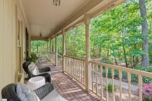40 Bald Rock Dr, Greenville, SC 29609 - Photo 2